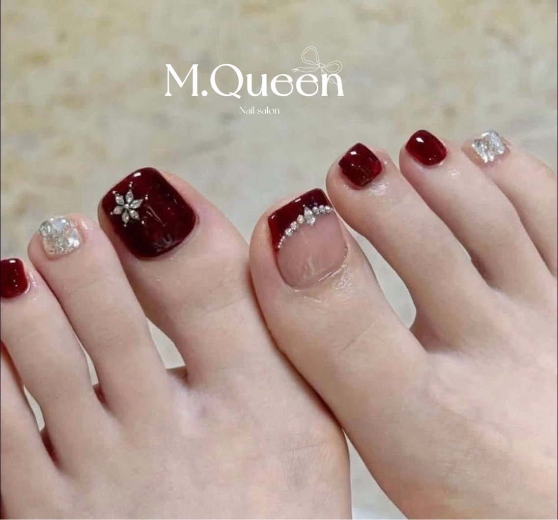 ネイル M.Queenネイル サロン天神今泉店のネイルデザイン