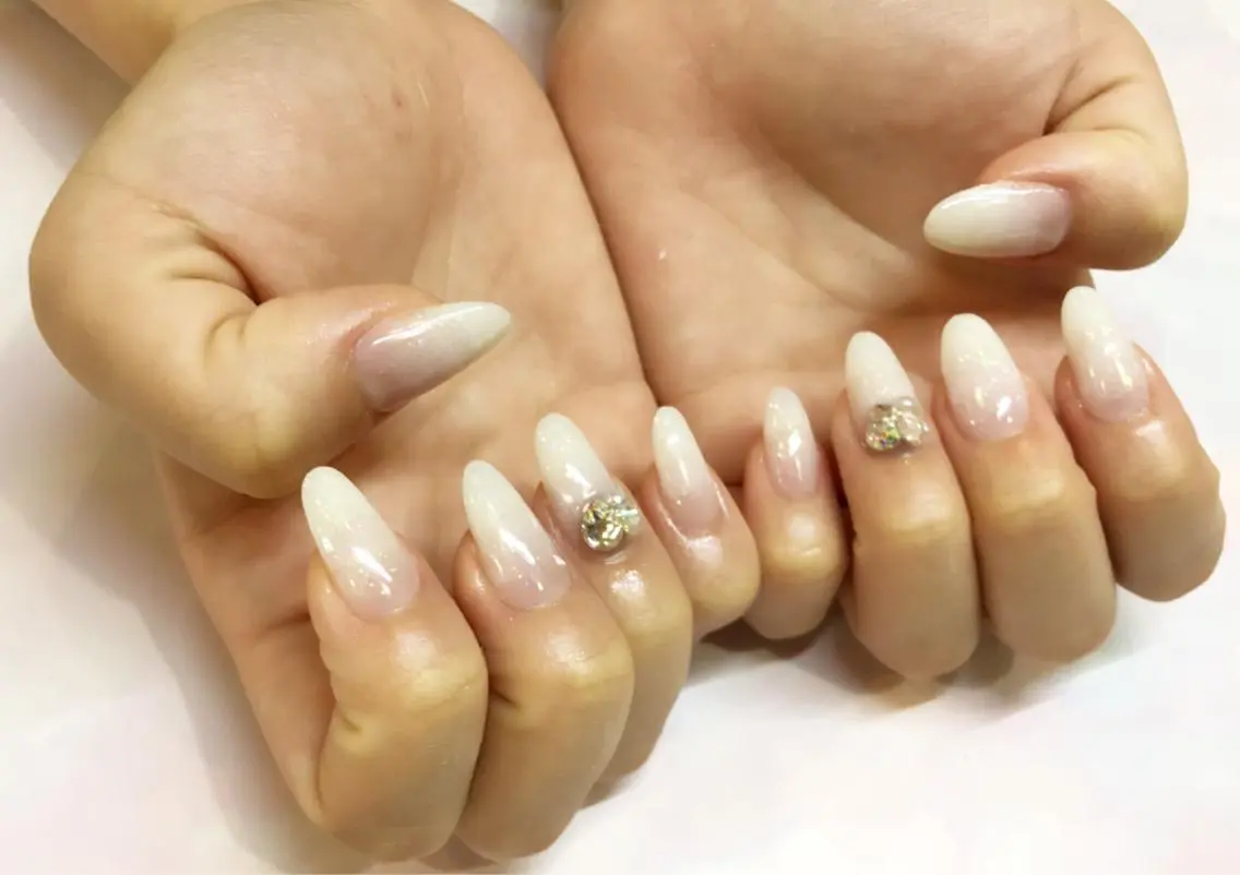 ネイル Soeur ネイリストのネイルデザイン