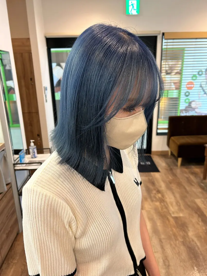 カット+ケアダブルカラー(ブリーチを使用したデザインカラー)の写真