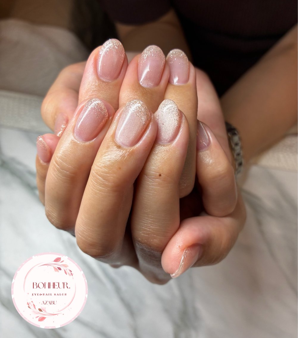ネイル Bonheur ネイリストのネイルデザイン