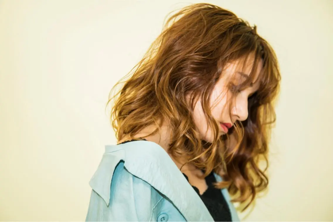 セミロング パーマ セミロングパーマ カット ヘアカラー トリートメント 大場 優のヘアスタイル