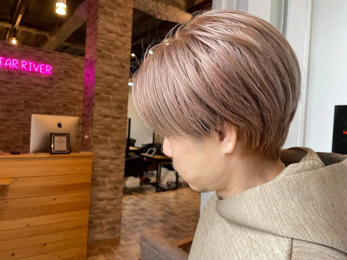 ショート カラー ベージュカラー ピンクカラー ピンクベージュ ヘアカラー YUI/ ブリーチカラー🌷のヘアスタイル