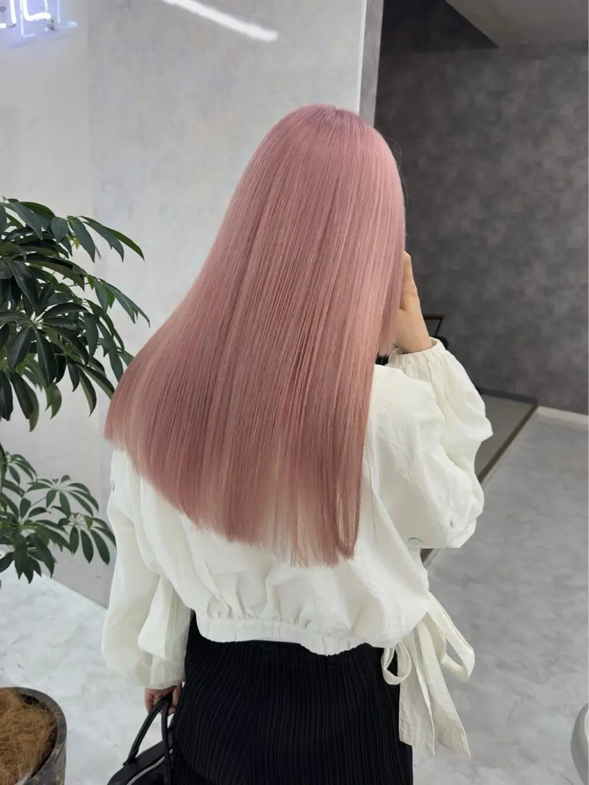 ⌇﻿👑人気No.1💗🎼⌇﻿迷ったらコレ!!《🎀ダブルカラー🎀》【全体ブリーチ➕全体カラー➕ケアトリートメント】の写真