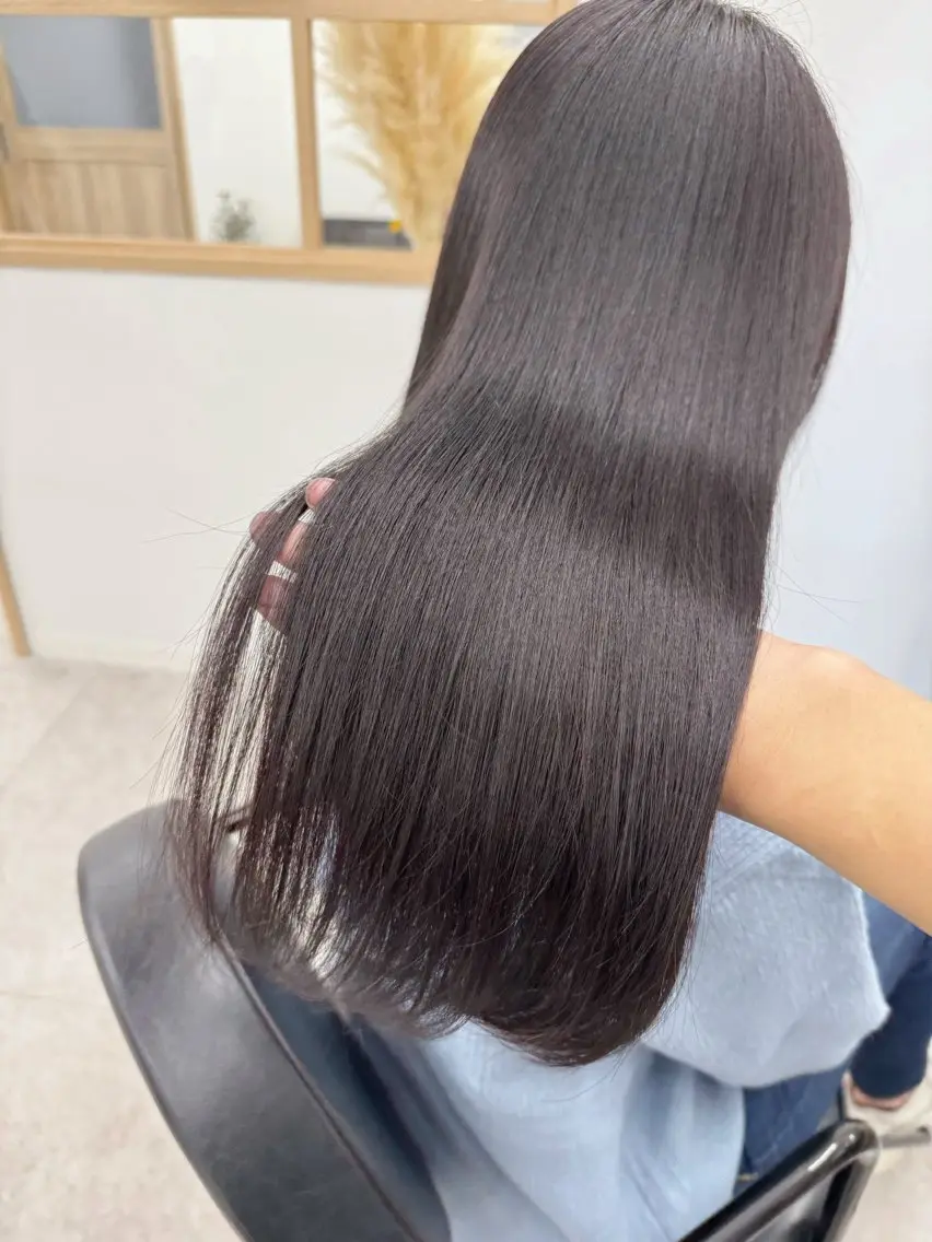 セミロング カラー ブラウンカラー イルミナカラー ラベンダーカラー ラベンダーブラウン 髪質改善 カット ヘアカラー トリートメント ヘッドスパ 縮毛矯正×髪質改善 店長　DAITOのヘアスタイル
