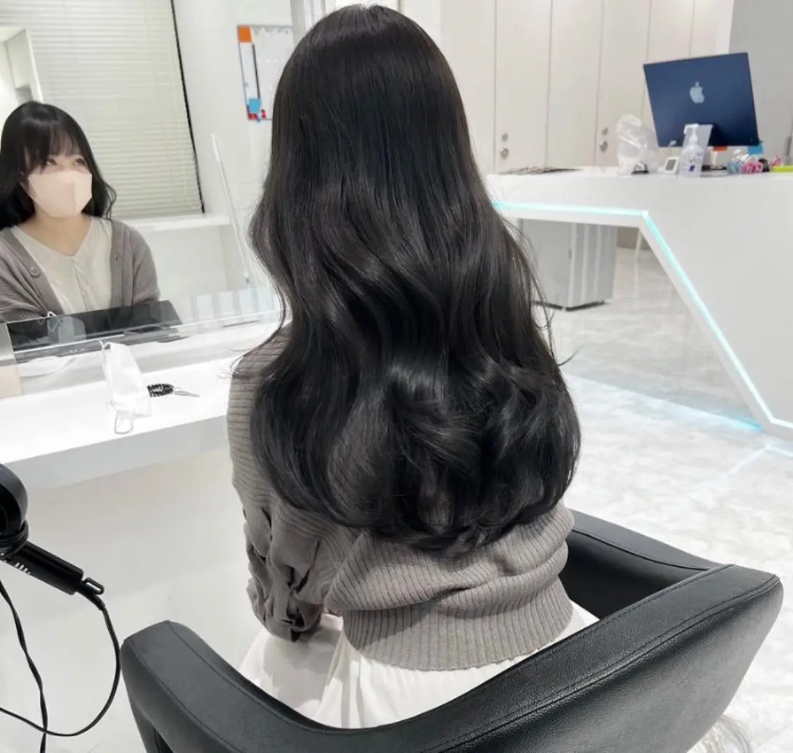 カラー ヘアカラー トリートメント ヘッドスパ ヘアセット official TUNE銀座🪞🪽のヘアスタイル