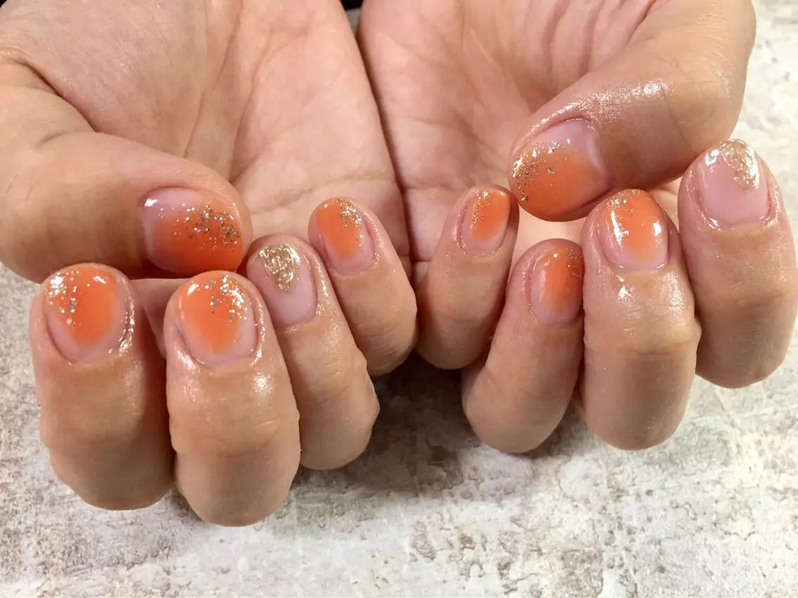 ネイル オレンジ ハンドネイル mogunail &blowのネイルデザイン