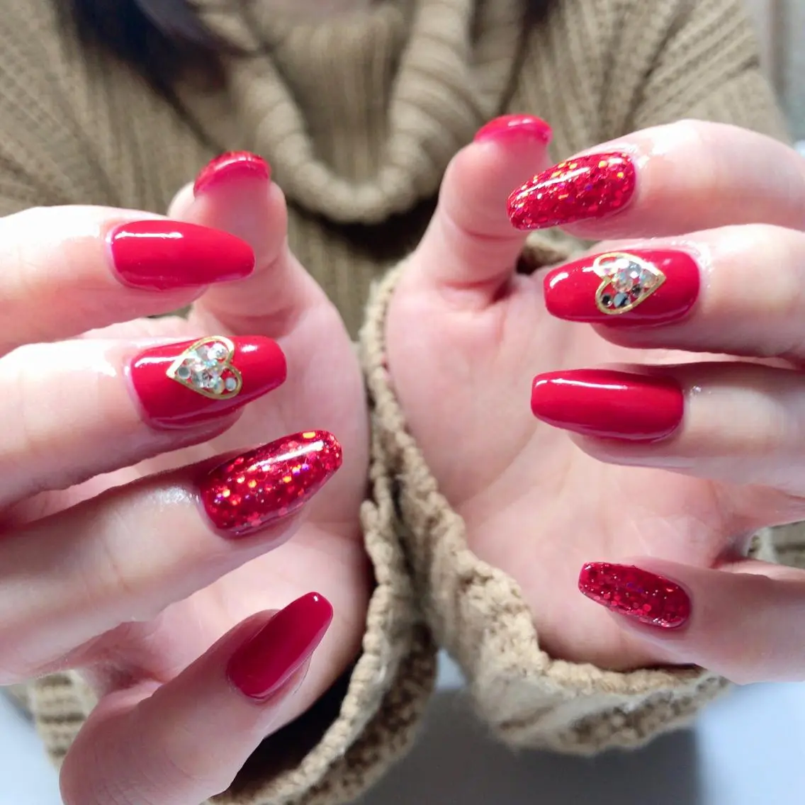 ネイル ハート キラキラネイル ワンカラーネイル 赤色 S Nailのネイルデザイン