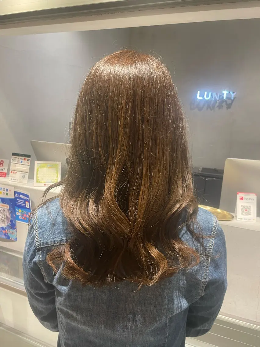 ロング 🇨🇳ハイトーン ワンホン🇰🇷ななのヘアスタイル