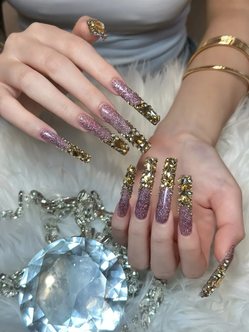 ネイル チークネイル ドット フレンチネイル グラデーション ハート ハンドネイル ハンドケア Eli Muse 新宿ネイルのネイルデザイン
