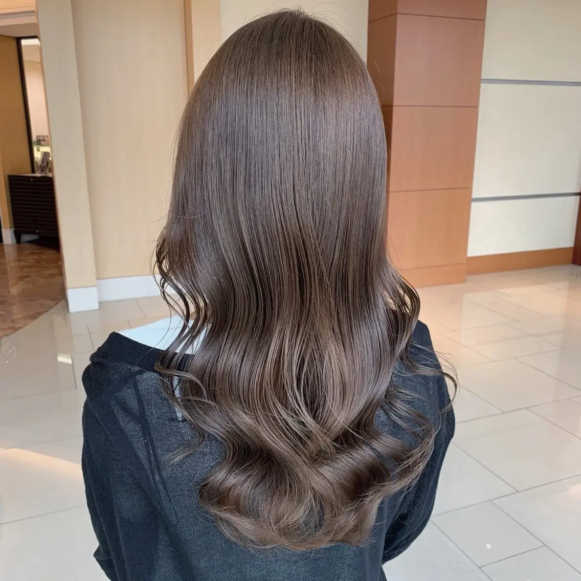 ロング カラー ヘアカラー トリートメント 知花 駿のヘアスタイル
