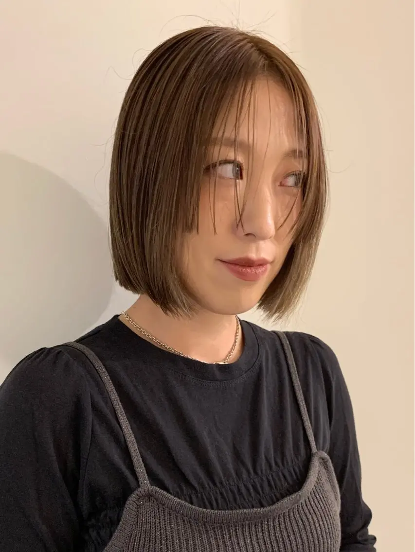 ミディアム カラー ベージュカラー ブリーチ ダブルカラー ブリーチなしカラー ボブ ヘアカラー 落合希 Olivebeigeのヘアスタイル