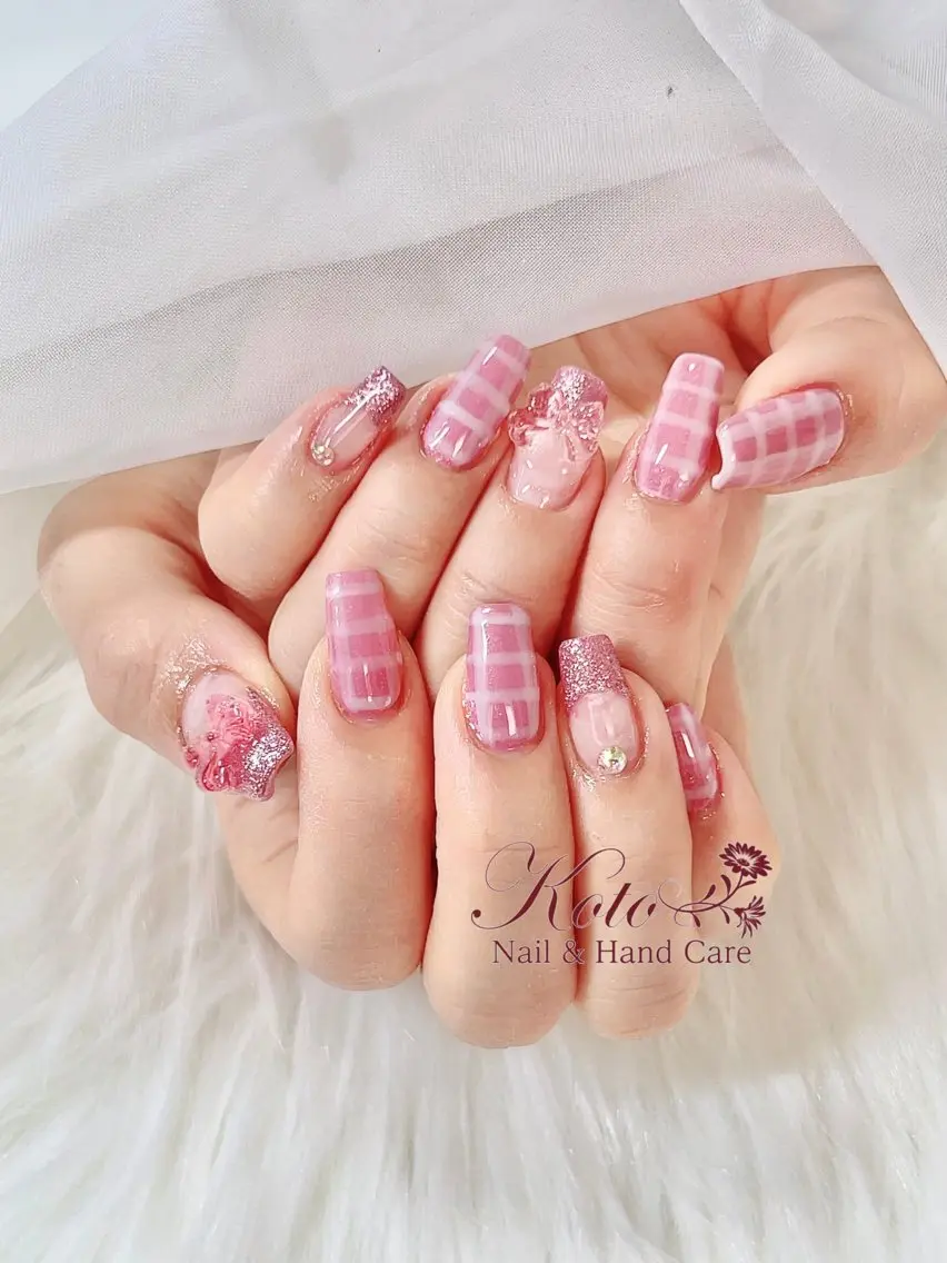 ネイル 長さ出し ジェルネイル 持ち込み ニュアンスネイル 赤色 ハンドネイル Nail Salon KOTOのネイルデザイン