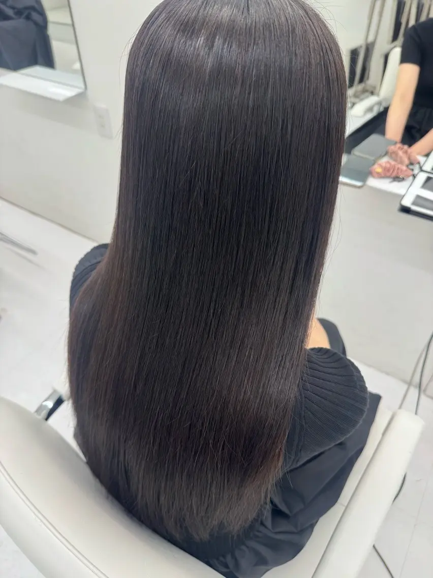 ロング 鈴木 さりあのヘアスタイル
