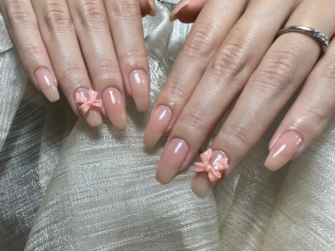 【オフ無料ケア込み】     チップ長さだし ワンカラー/ラメグラテンション/マグネット  ¥7980の写真