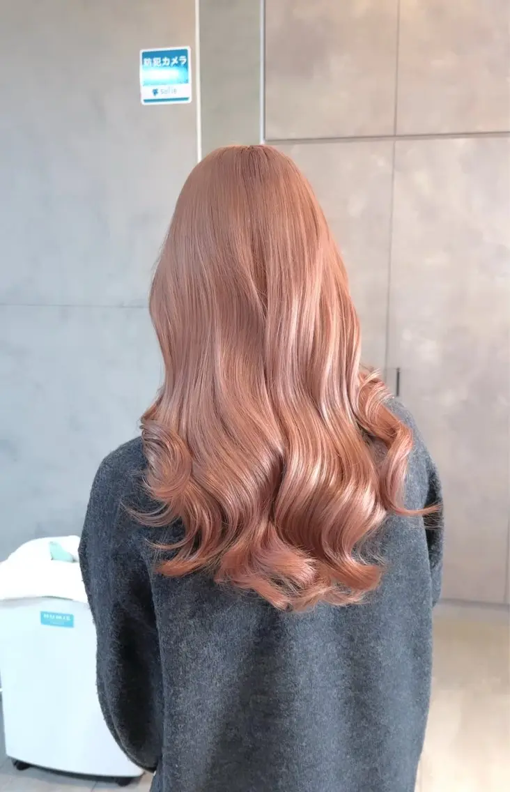 ロング カラー パーマ ヘアアレンジ ヘアカラー トリートメント ブリーチカラー🤍 颯馬🐈‍⬛のヘアスタイル