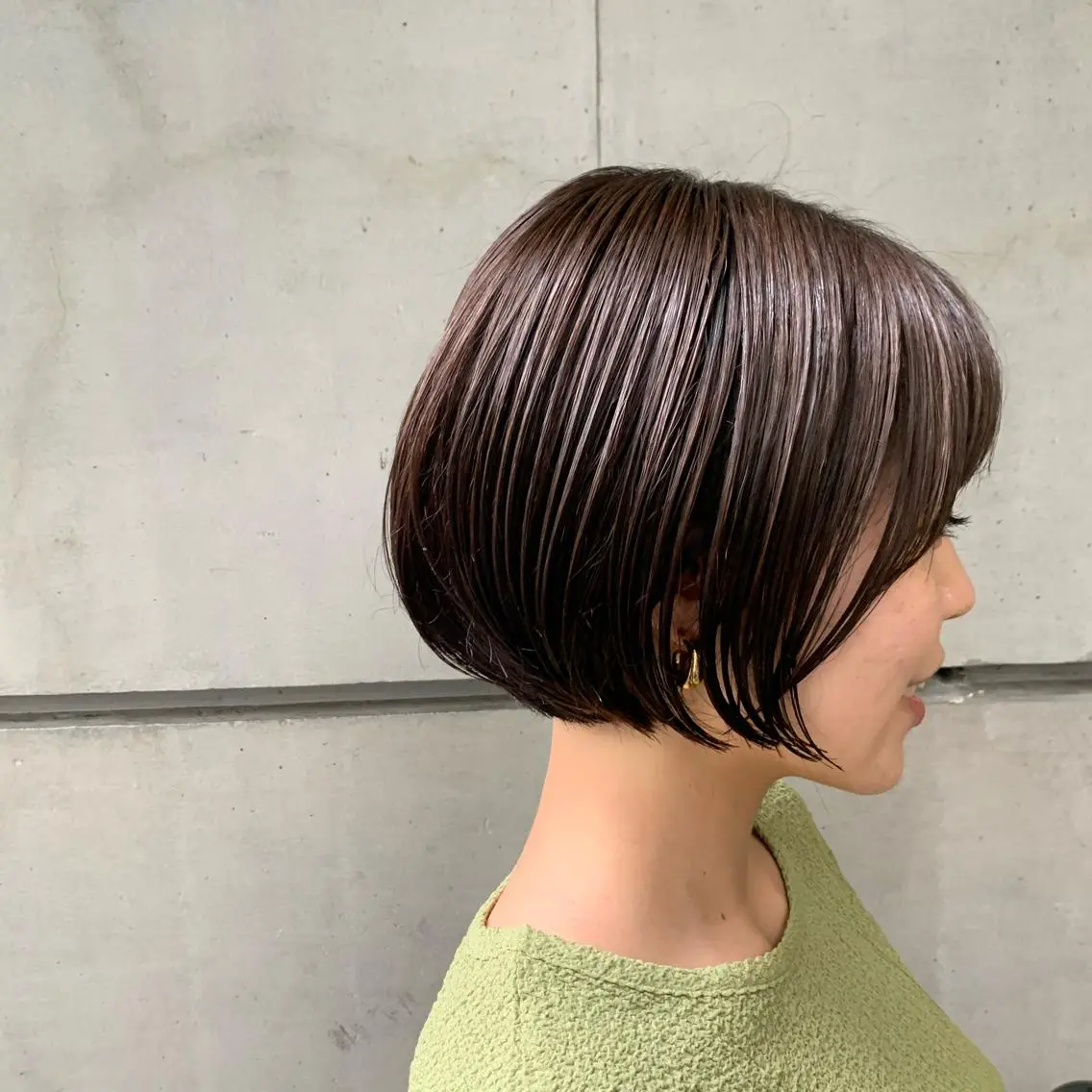 ショート カラー カット 大角 実希のヘアスタイル