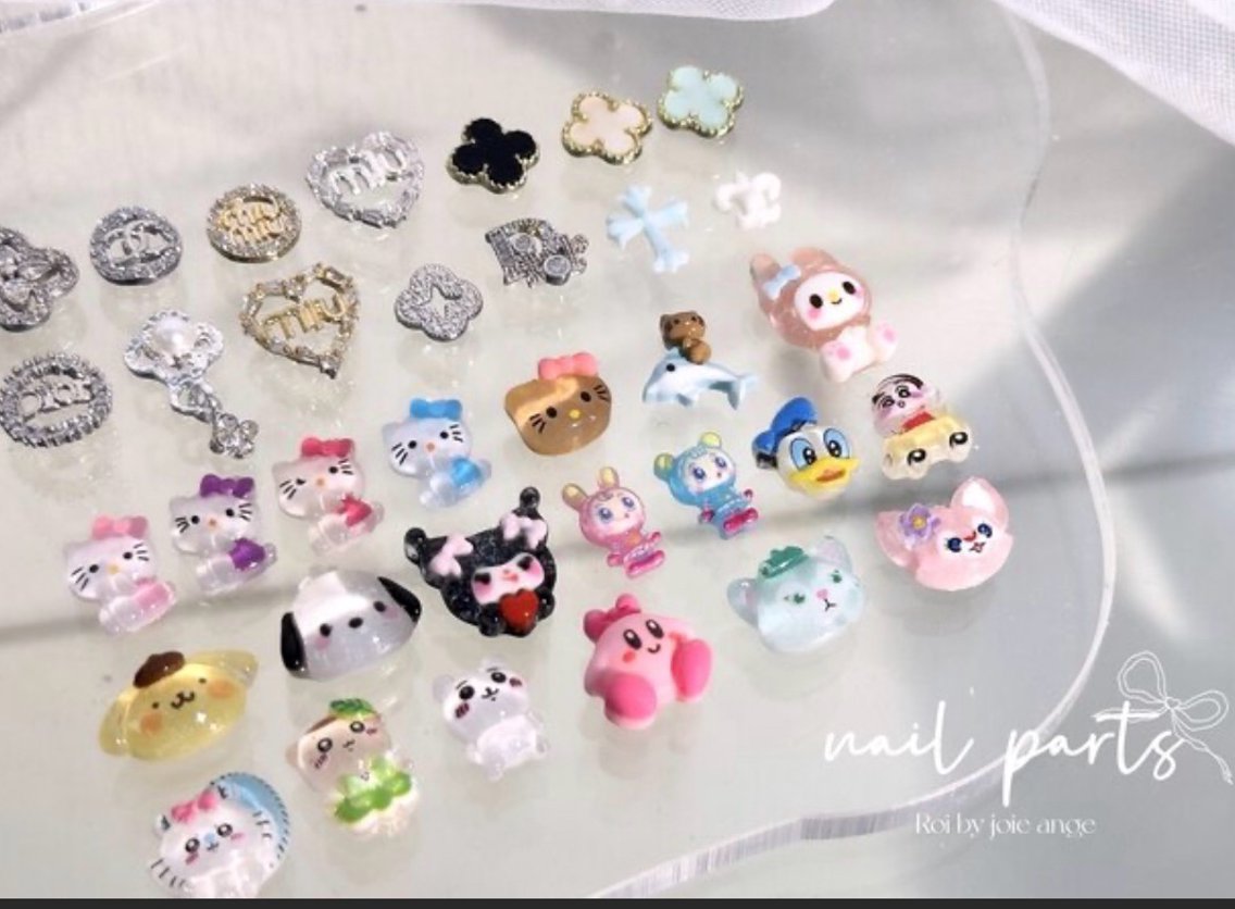 ネイル ハンドネイル Roi〈ロワ〉 Reikaのネイルデザイン