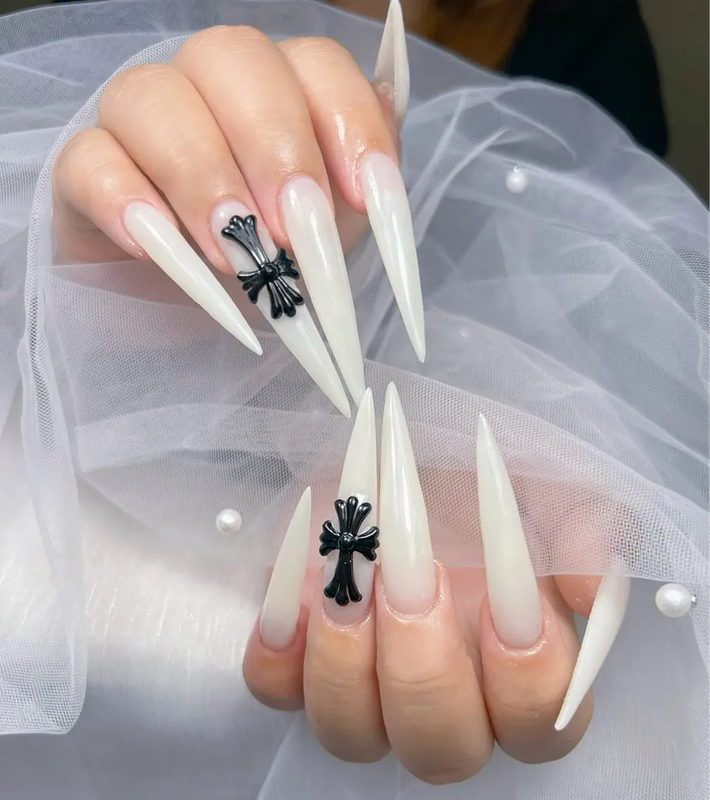 ネイル アートネイル オーロラネイル チークネイル 長さ出し フットネイル Miya _nailのネイルデザイン