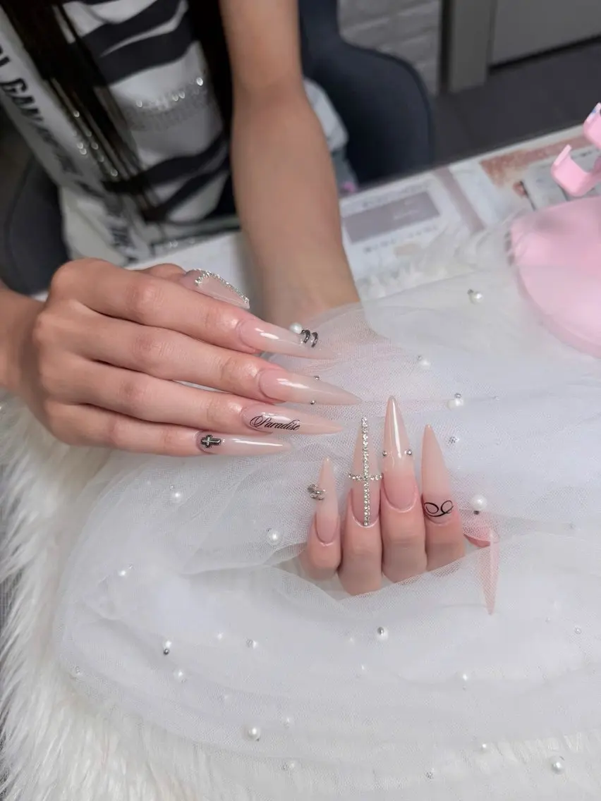 ネイル MiA NAILのネイルデザイン
