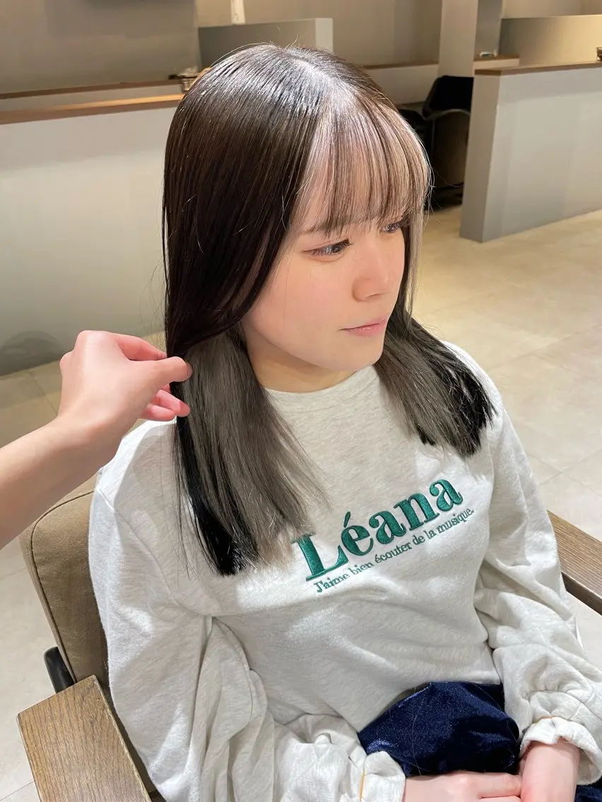 カット+インナーカラー🌈の写真