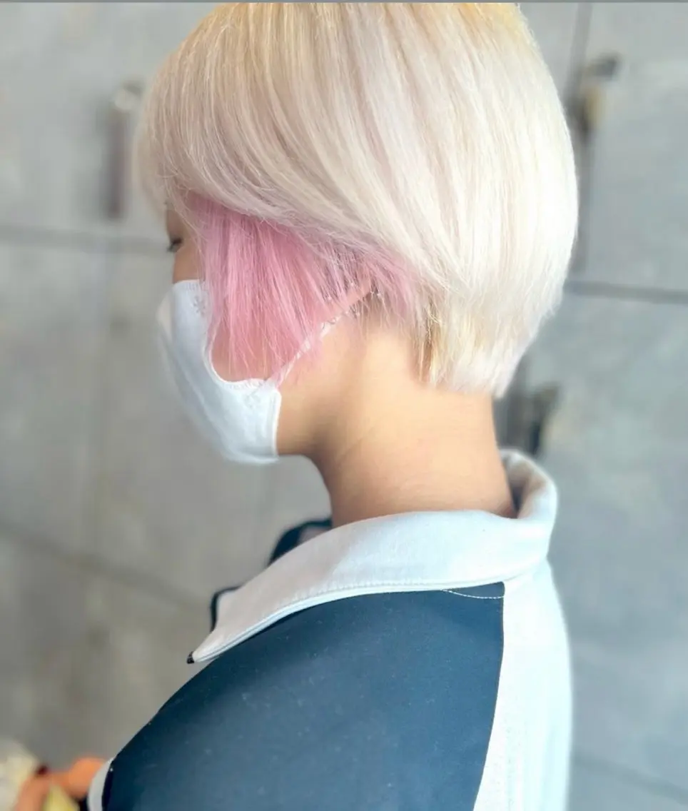 ショート カラー ヘアカラー トリートメント ヘアセット 🎀ハイトーン・艶 カラー HANA🎀のヘアスタイル