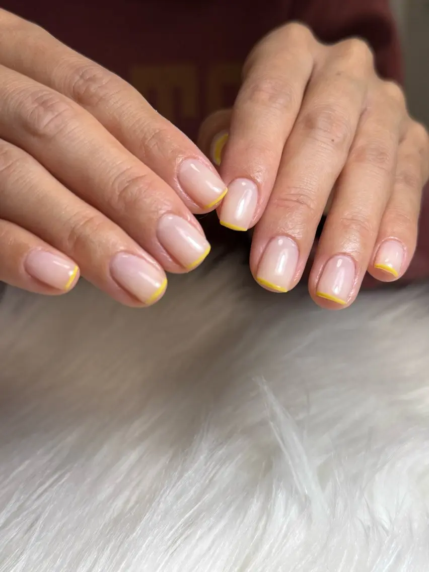 ネイル フレンチネイル ワンカラーネイル 黄色 Luana nailのネイルデザイン
