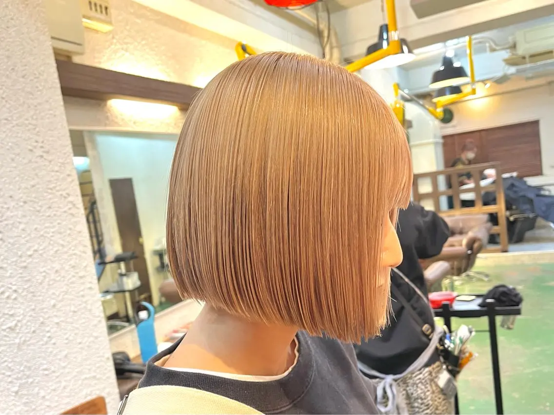 ミディアム カラー カット ヘアカラー トリートメント ボブ/レイヤー/ ハッシュカット/河内のヘアスタイル