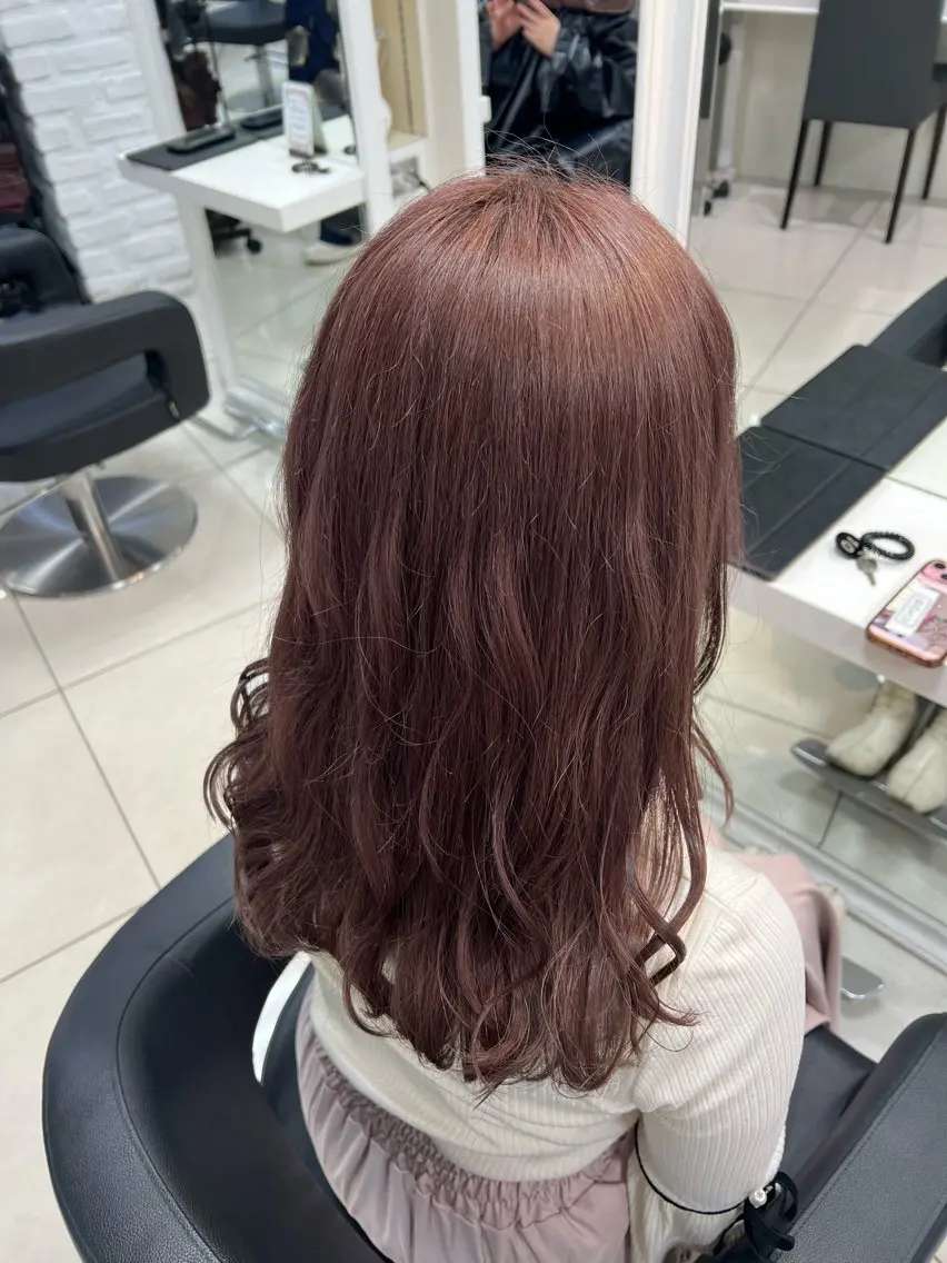 セミロング カラー ベージュカラー ブリーチ ピンクカラー ピンクベージュ ヘアカラー トリートメント 【暖色カラー特化】 中山由梨のヘアスタイル
