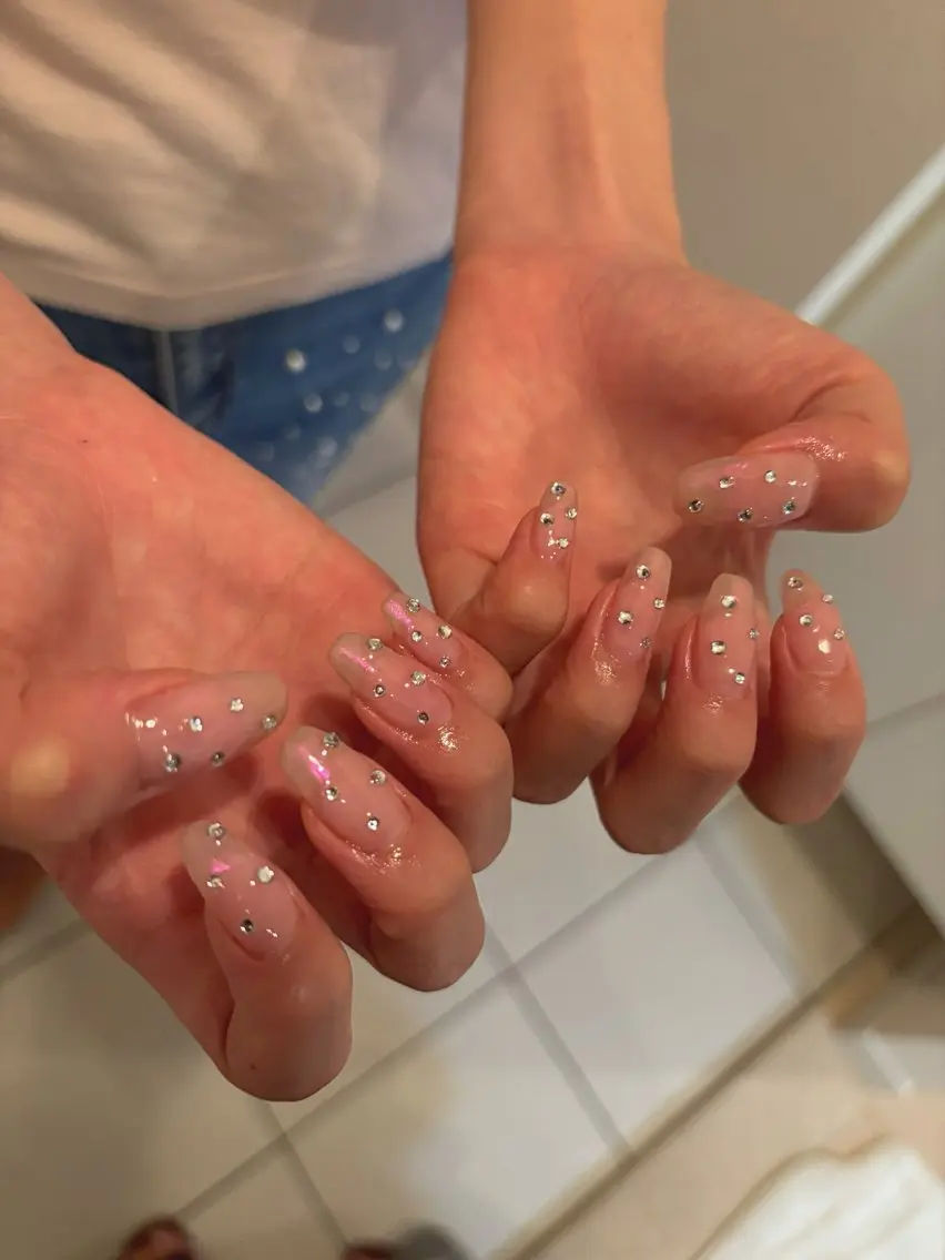 ネイル オーロラネイル フレンチネイル moi nail ˙⋆.˚のネイルデザイン