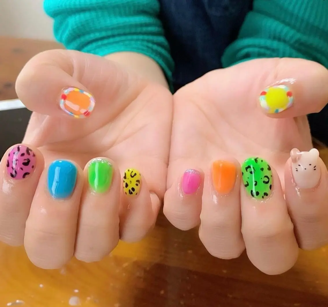ネイル 持ち込み ハンドネイル フットネイル MHR nailのネイルデザイン