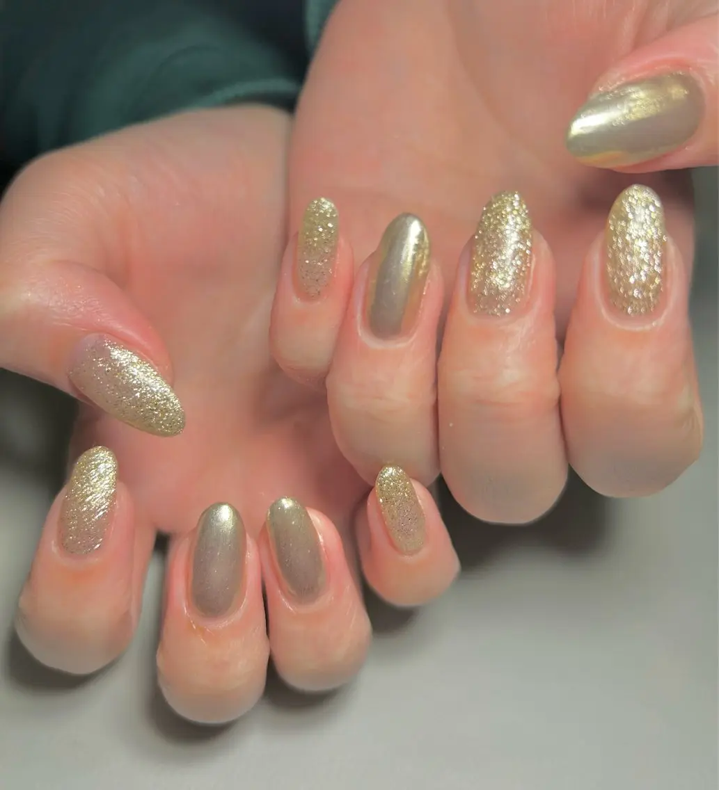 ネイル ミラーネイル Liennail 持込デザインやり放題のネイルデザイン