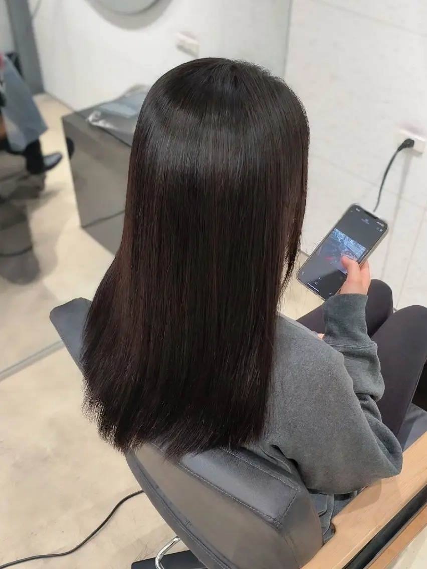 ロング 縮毛矯正 角谷 貫太郎のヘアスタイル