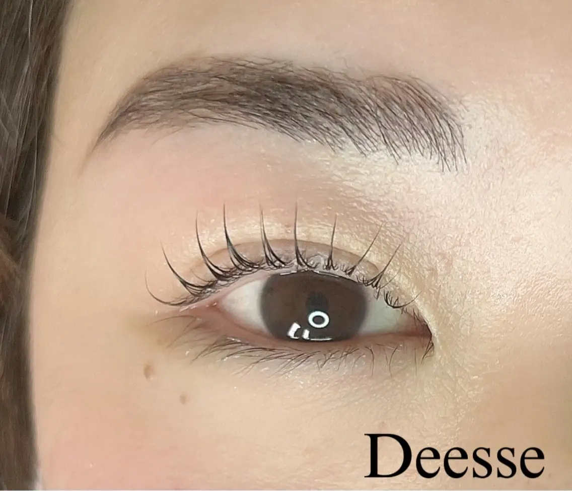 マツエク・マツパ マツパ Deesse ディースの眉毛・アイブロウイメージ