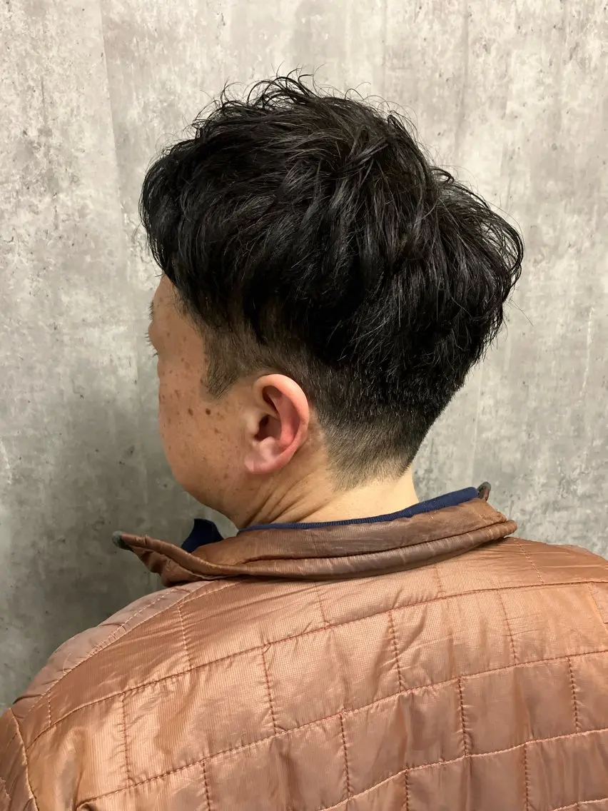 ショート メンズ SAKI SAKIのヘアスタイル