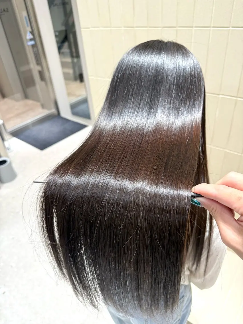 ロング パーマ ヘアアレンジ 縮毛矯正 ストレートパーマ ヘアカラー 縮毛矯正 トリートメント 縮毛矯正/髪質改善/ ブリーチ毛/木元渓太のヘアスタイル
