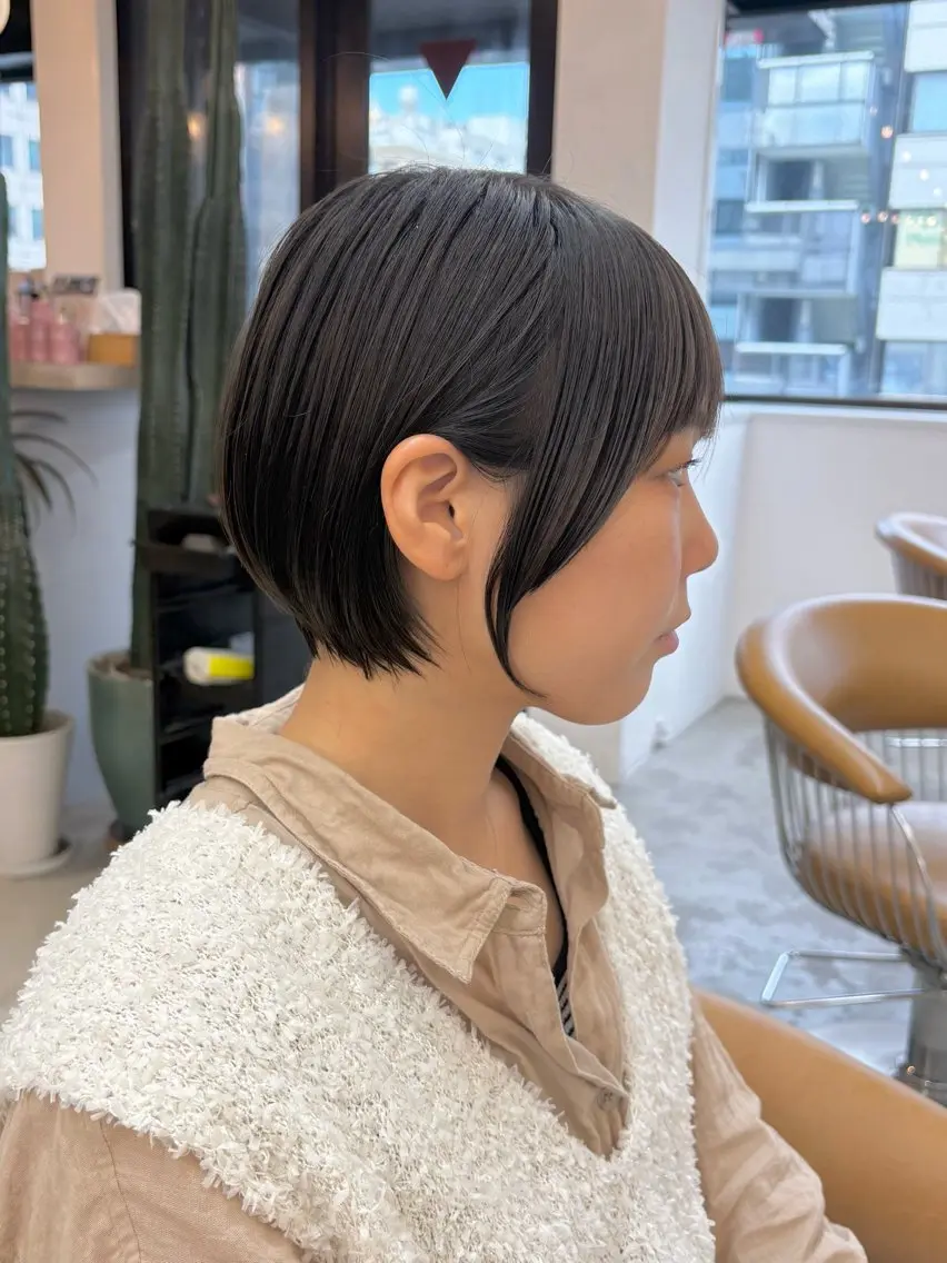 ショート カット ヘアカラー トリートメント オリーブベージュ/ボ ブ縮毛矯正たまき🧡のヘアスタイル