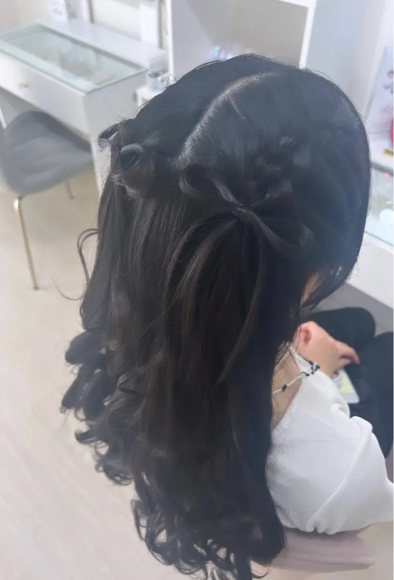 ロング ヘアアレンジ 大羅 海比のヘアスタイル