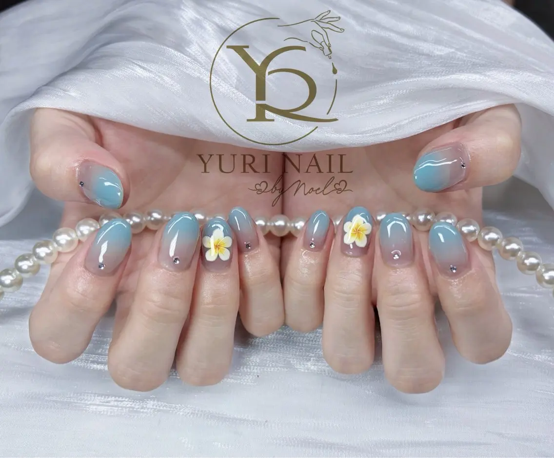 ネイル ハンドネイル フットネイル ハンドケア YURI Nail NARITAのネイルデザイン