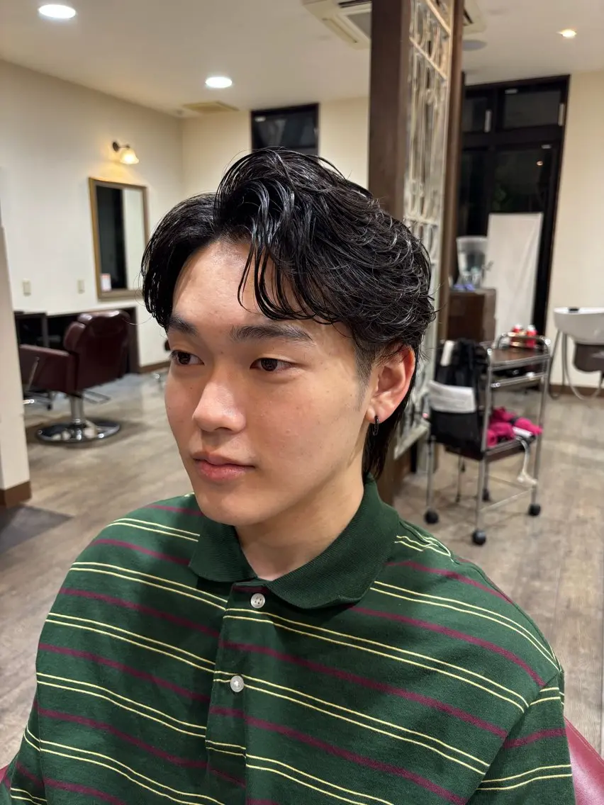 (メンズ限定人気NO1🕺)お悩み解消カット✂️+ツイストスパイラルパーマ🌈+眉カット👁️の写真