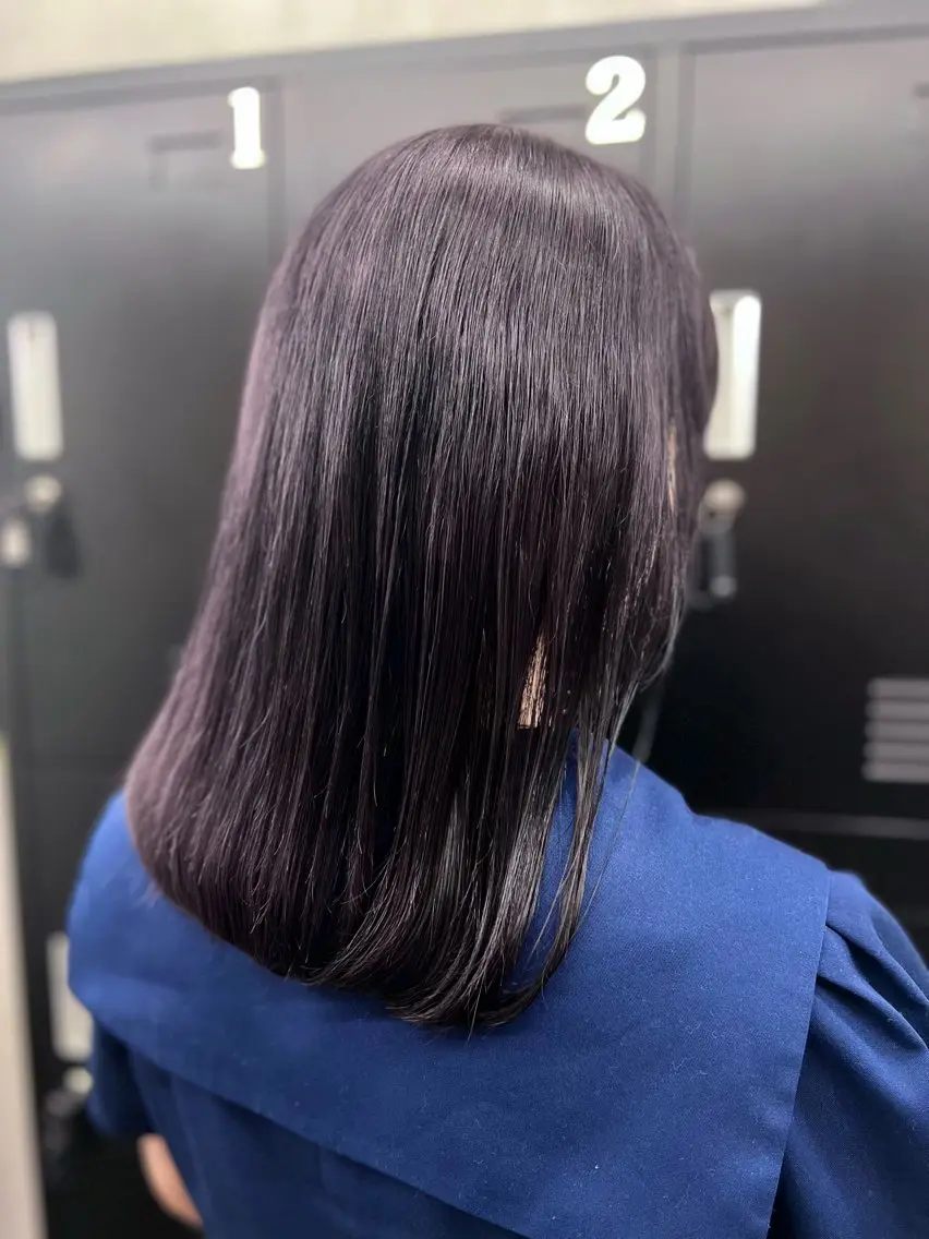 セミロング カラー ブリーチ 透明感カラー ディープラベンダー ラベンダーカラー カット ヘアカラー 透明感カラー特化🫧 🦋栗原🦋のヘアスタイル