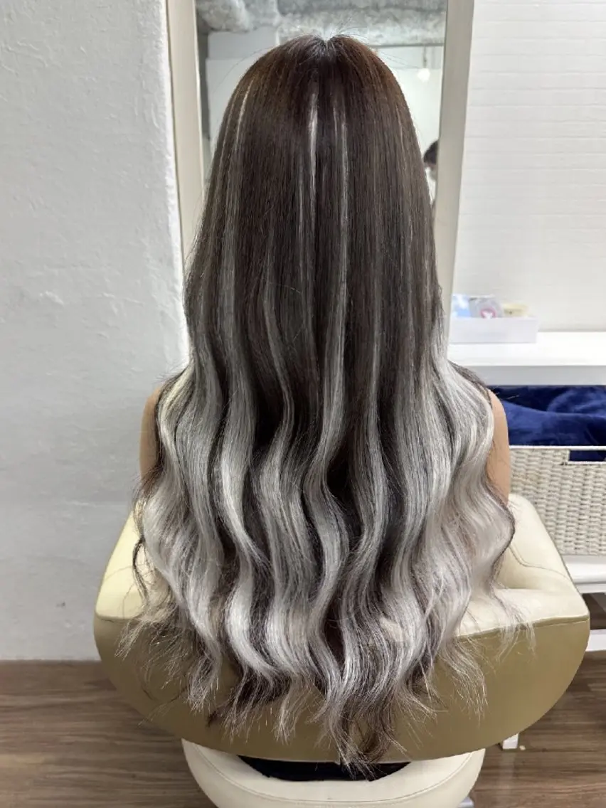 カラー ロング バレイヤージュ エクステ レイヤーカット ヘアカラー トリートメント エクステ GLOSS心斎橋🌹 はるなのヘアスタイル