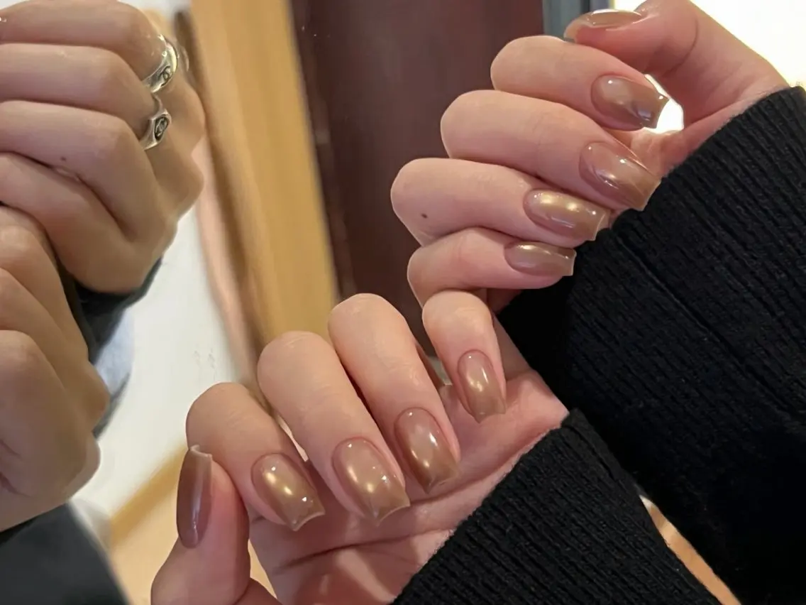 ネイル ブラウン フットネイル フレンチネイル グラデーション 氷ネイル・うるうるネイル ハンドネイル Mixx Nail_ Studioのネイルデザイン