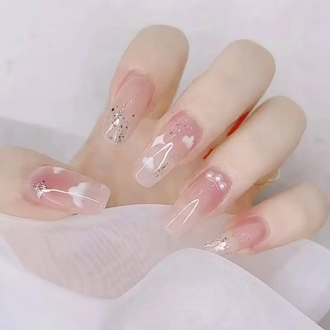 ネイル ハンドネイル T.Lee Nail Lilyのネイルデザイン