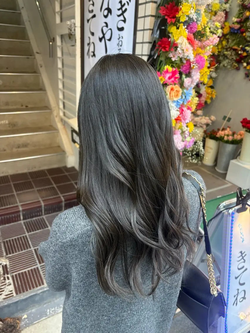 ロング カラー オリーブカラー 🎀 yuzu 🎀のヘアスタイル