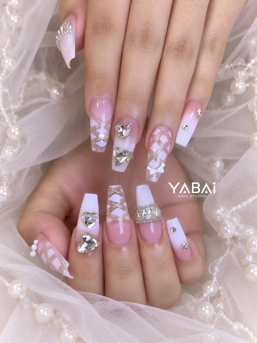ネイル ハンドネイル YABAI NAIL 本通店のネイルデザイン