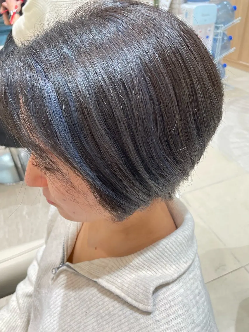 ショート カラー ヘアカラー レイヤー×ハイライト 🌷RINA🌷のヘアスタイル
