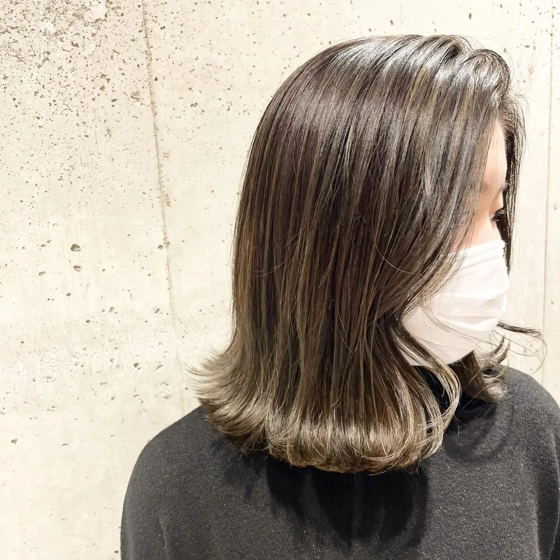 セミロング 畑中 香穂のヘアスタイル