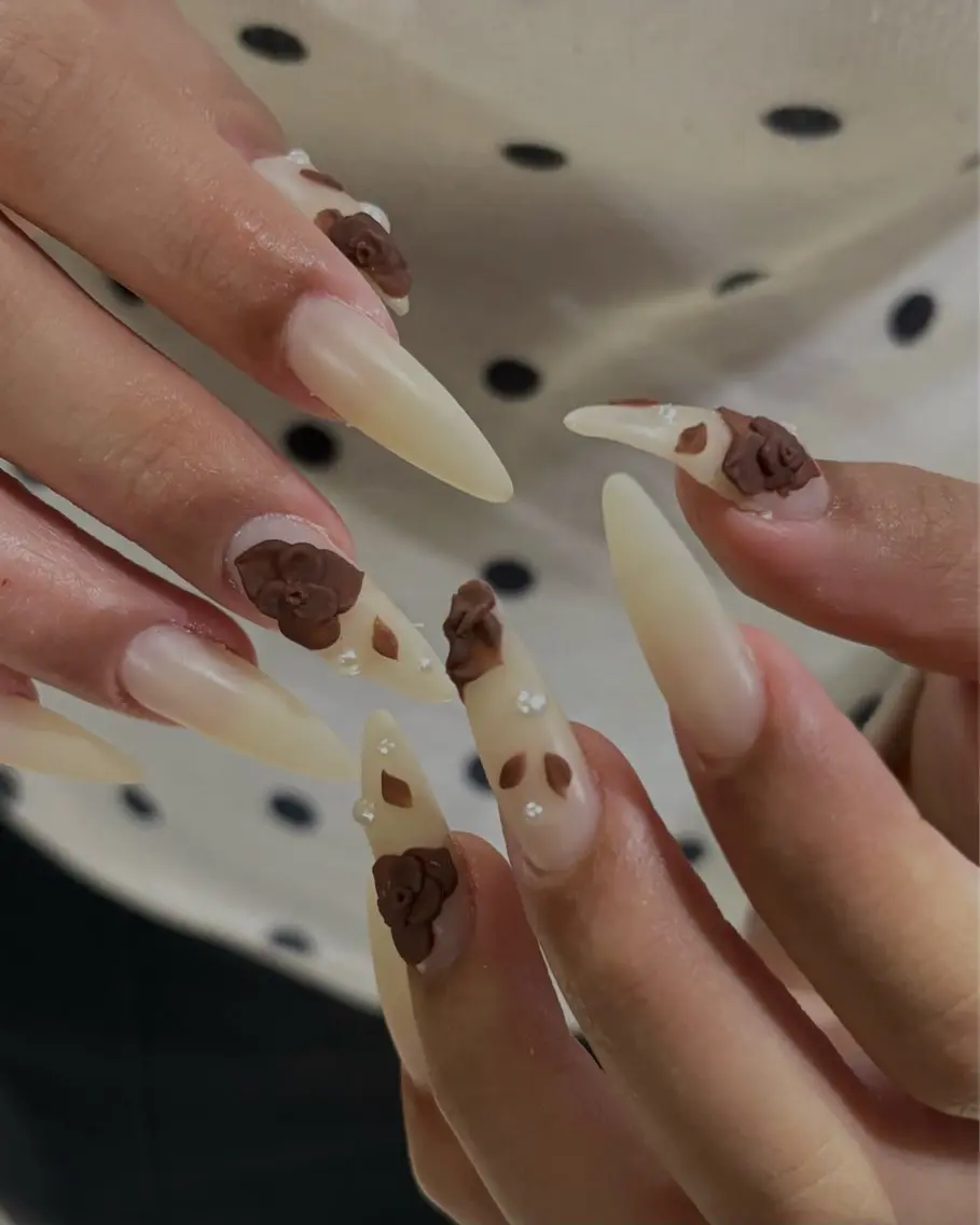 ネイル ハンドネイル 🪐富島彩夏 /海外nail🪐のネイルデザイン
