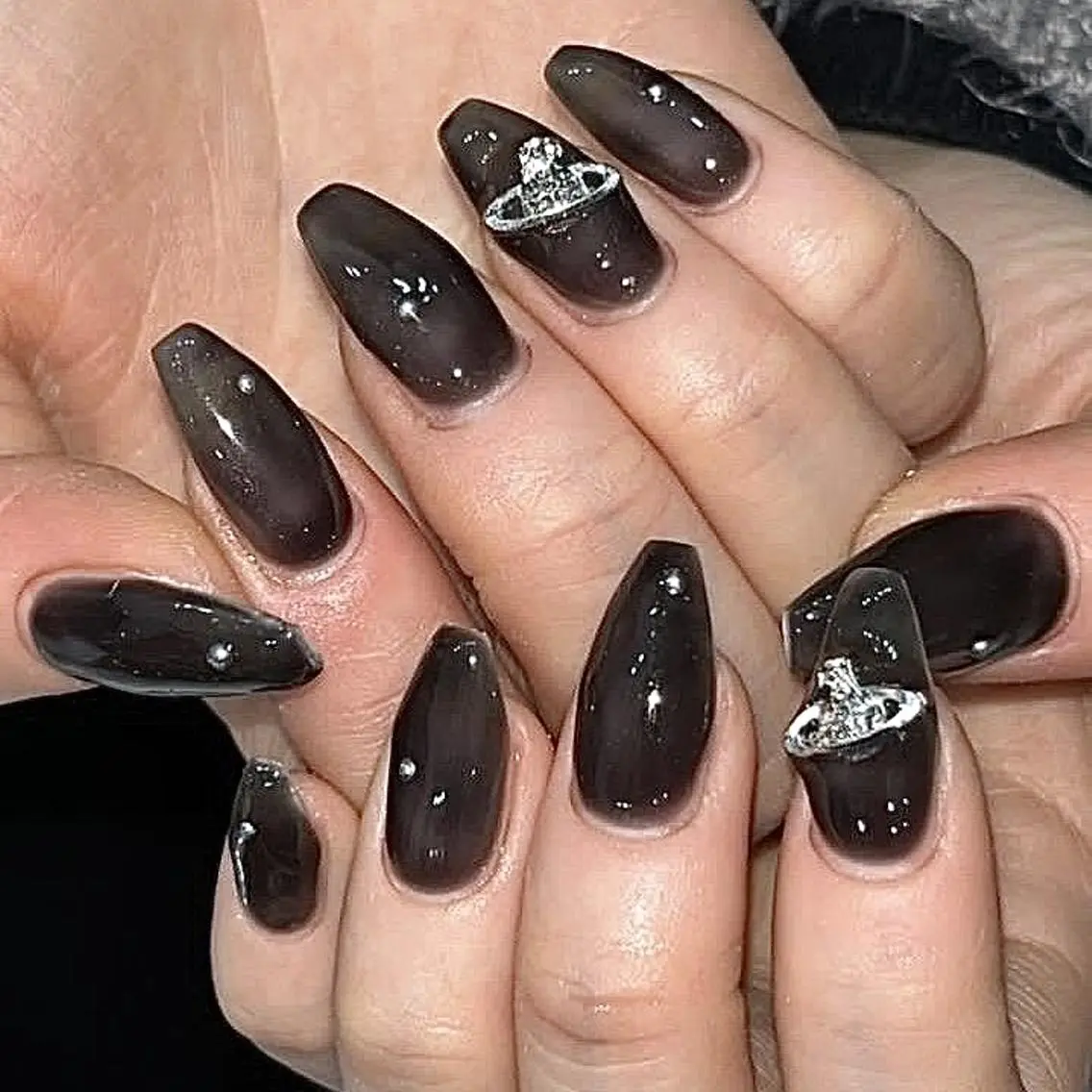 ネイル ハンドネイル 🦋y y Nail 🤍のネイルデザイン