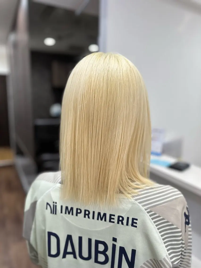 ミディアム カラー ブリーチ ハイトーンカラー 🦄Re.ly代表 灰野壮🦄のヘアスタイル